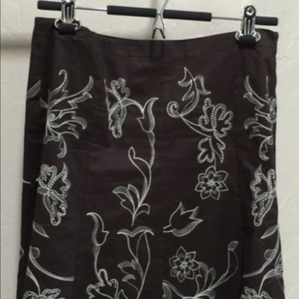Ann Taylor embroidered skirt